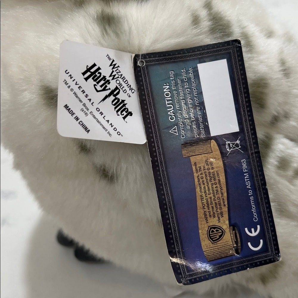 UNIVERSAL STUDIO HARRY POTTER FLUFFY WHITE PLUSH OWL PUPPET - Picture 8 of 12